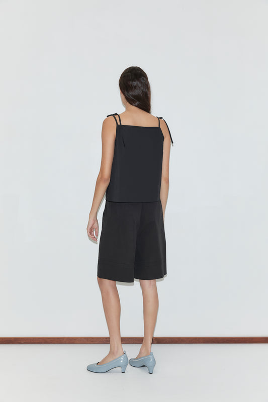 Deiji Studios Pintuck Short in Black