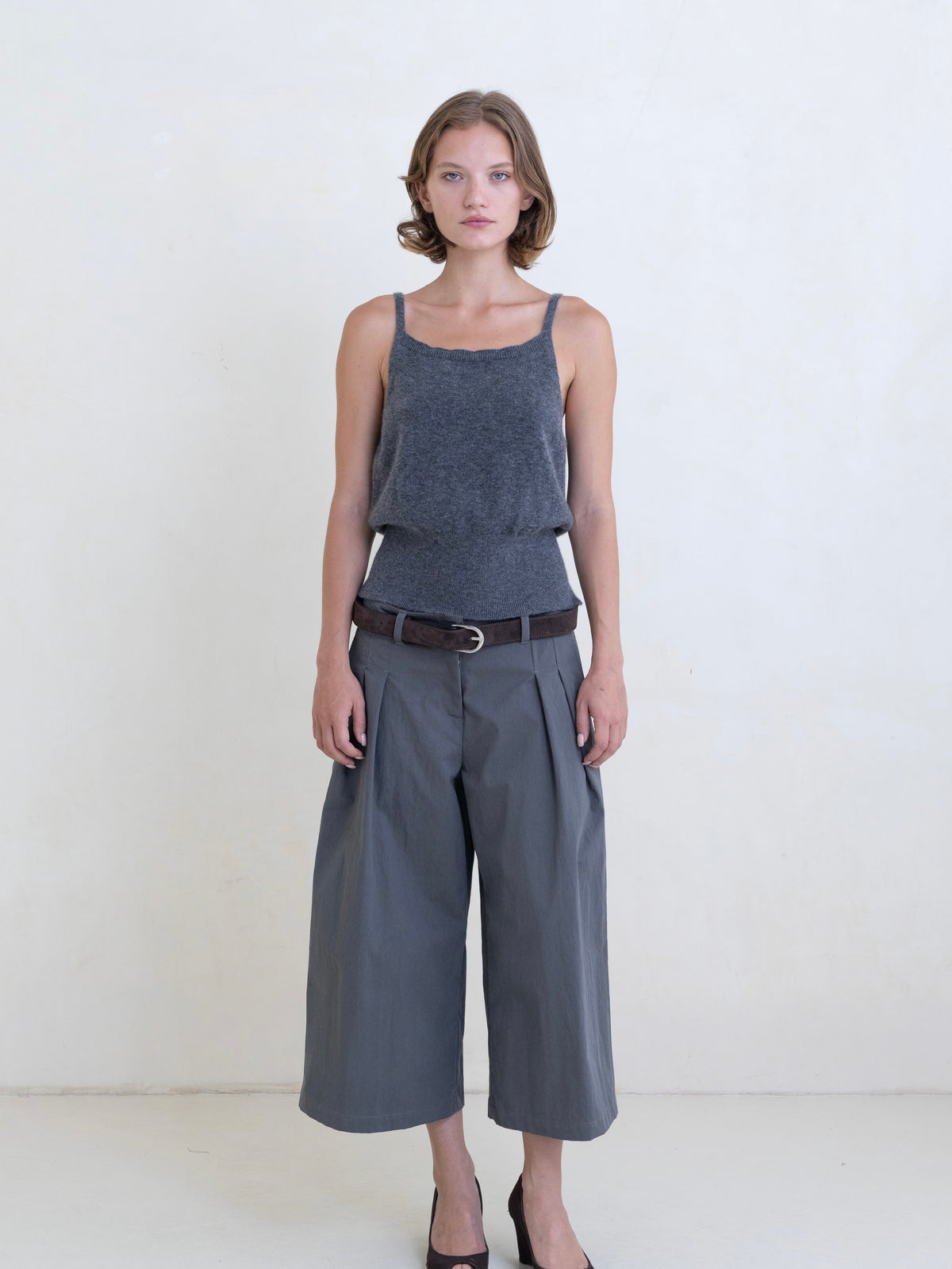 Belle Anna Terrace Top in Grey