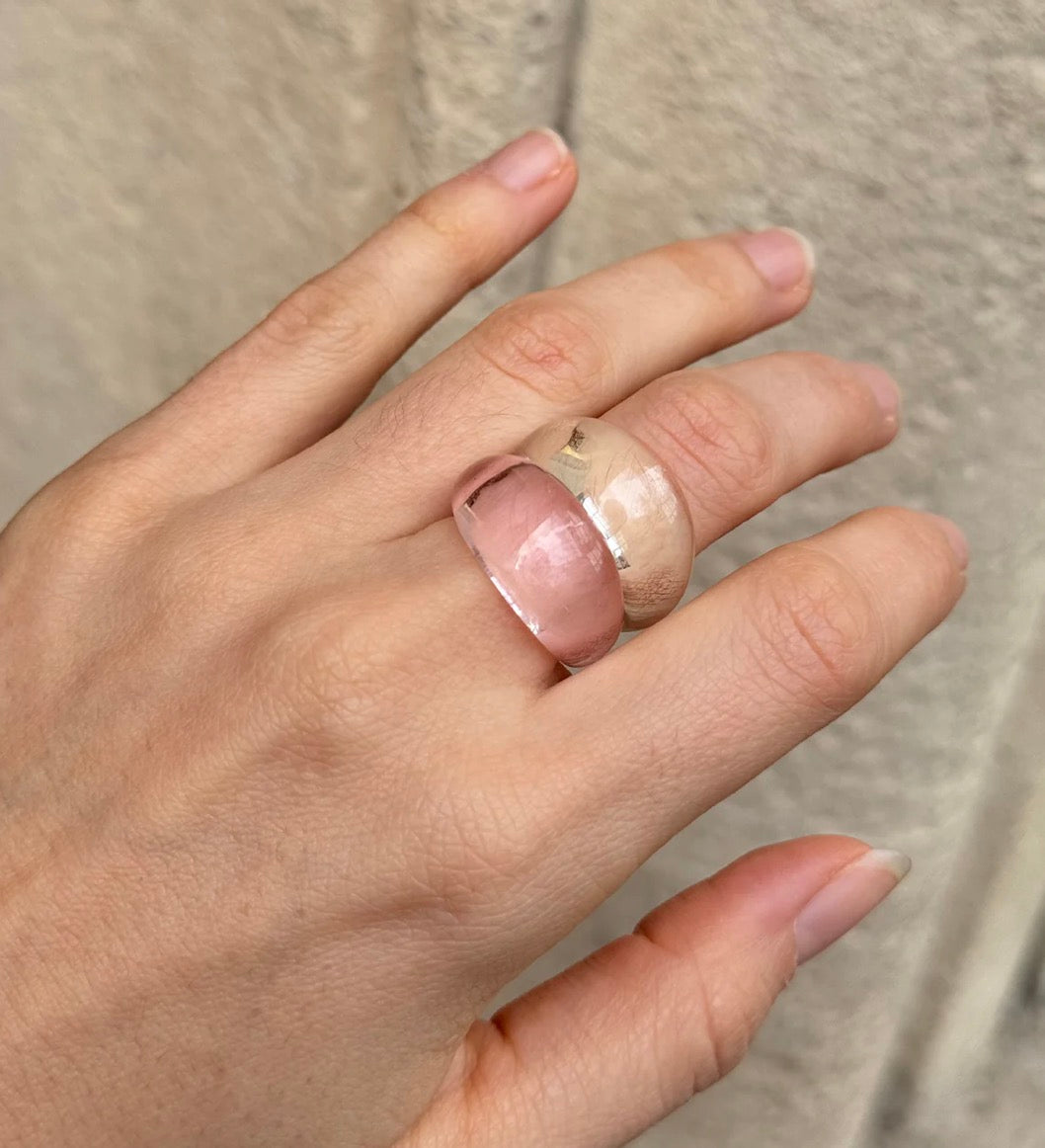 Mi-Mo Agnes Glass Ring in Soft Pink