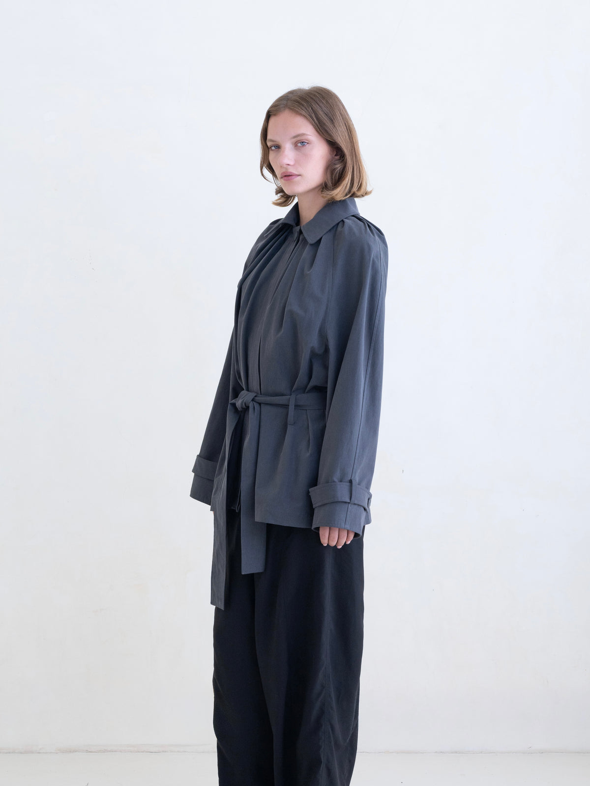 Belle Anna Laurel Trench Mini in Charcoal