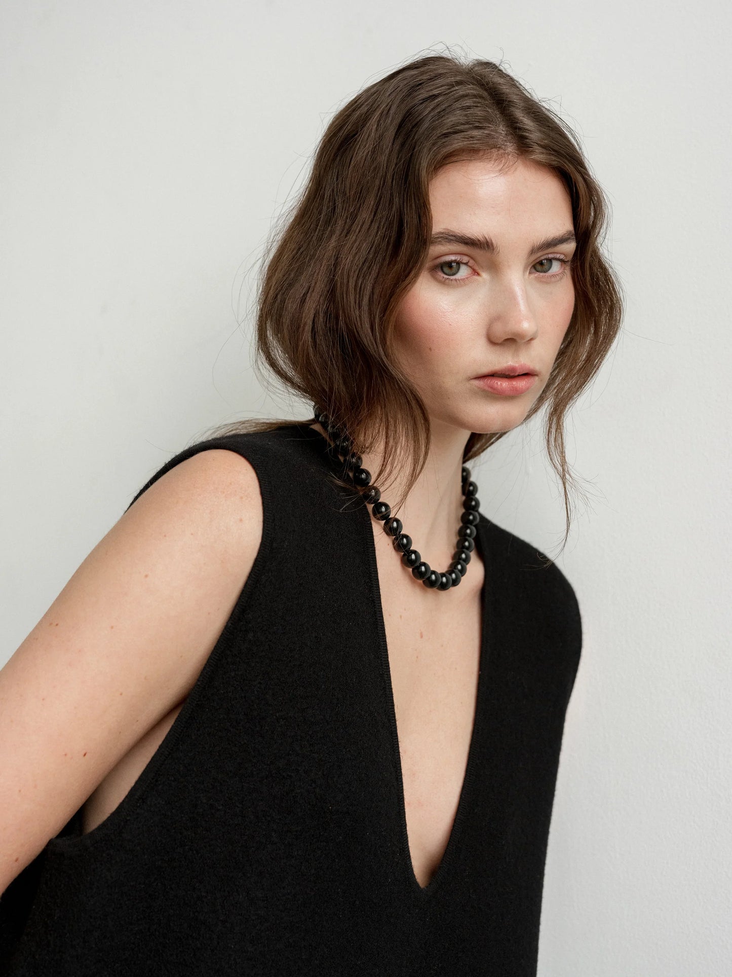 Lisbeth Grande Boule Necklace in Black Tourmaline