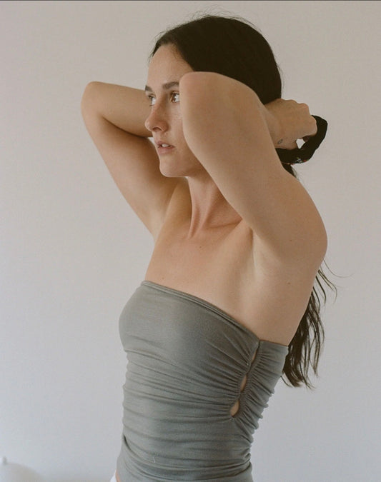 Non Private Seamless Bandeau in Stone Grey