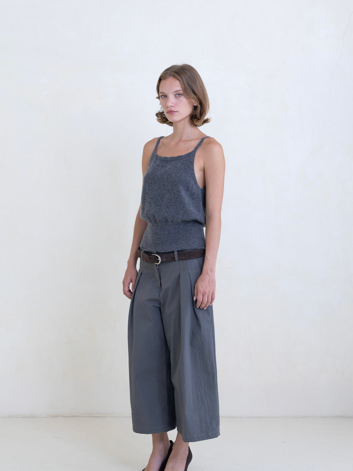 Belle Anna Terrace Top in Grey