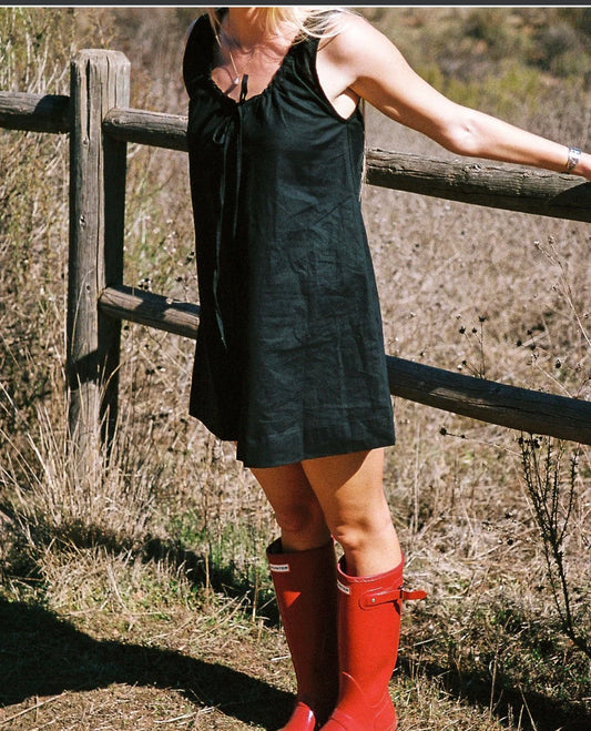 Happy Hour Dolly Dress in Black