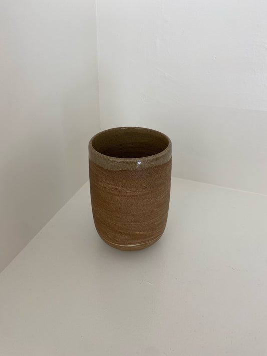 Rovis Tall Brown Cup