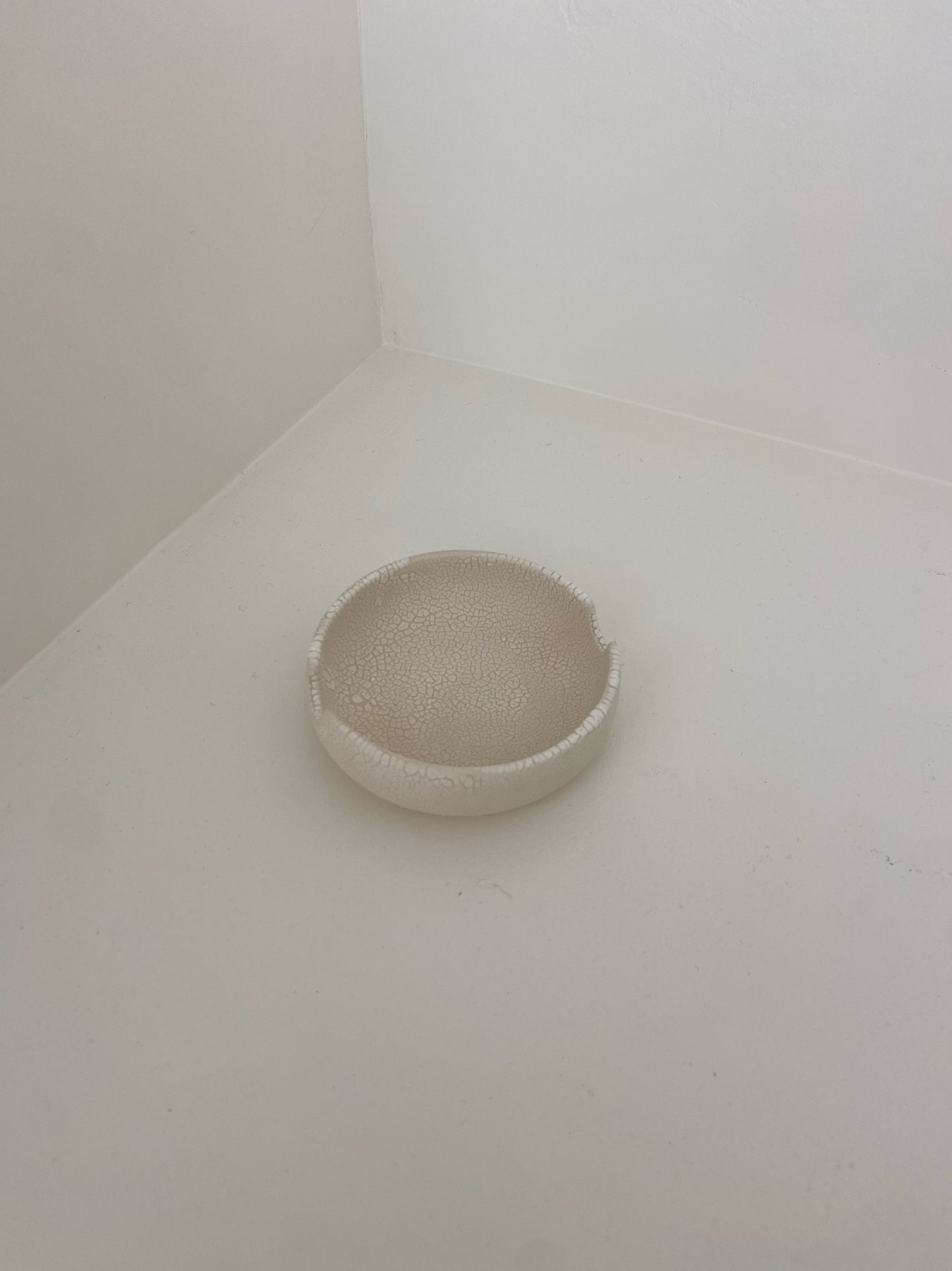 Rovis Crackle Ashtray