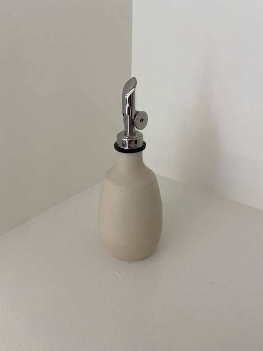 ELI WEST Light Cruet 001