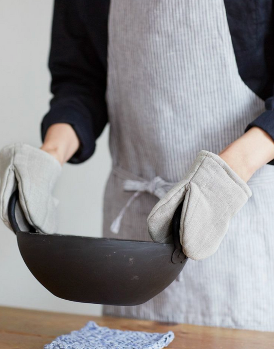 Fog Linen Oven Mitt in Natural