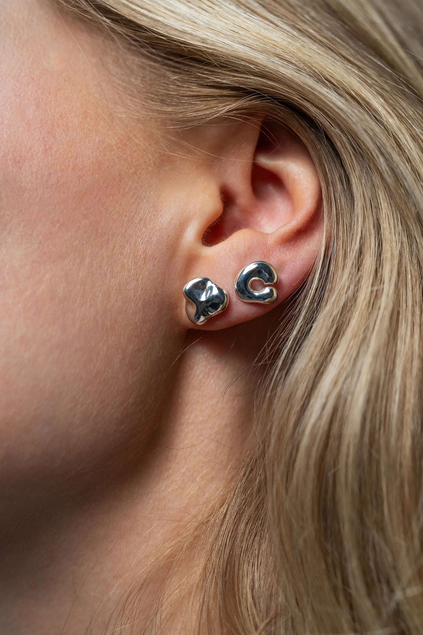 Seola Atelier Floré Studs in Silver